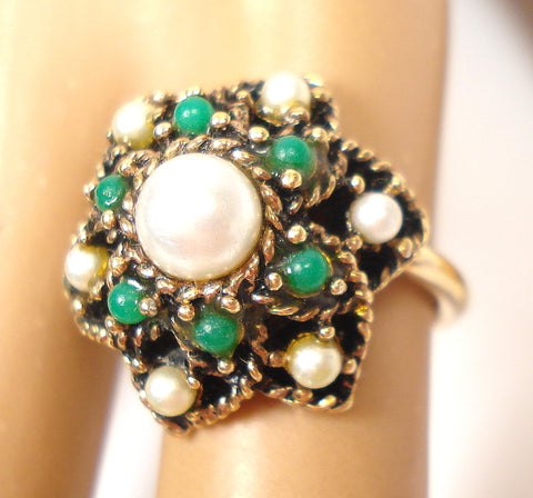 Sarah Coventry Ring Chrysophase Balls Faux Pearls Adjustable 3/4" wide