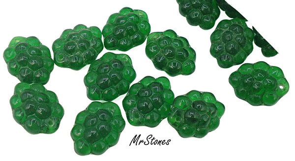 14x11mm (BEAD) Glass Emerald Green Grapes Bunch Bead Dangle