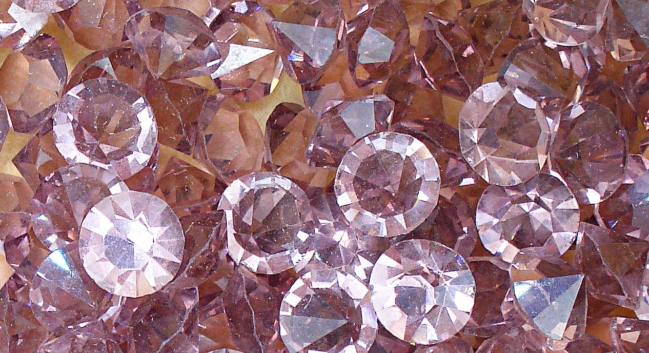 6.4mm (1100) (30ss) Light Amethyst Czech Un-Foiled Round