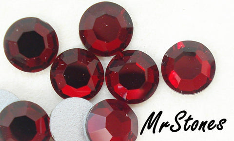 5.2mm (2000) (24ss) Siam Red Swarovski Round Chaton Flat Back