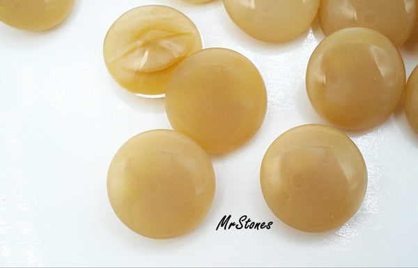 11mm (3189) (48ss) Beige Moonstone Round Buff Top Doublet