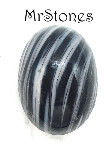 18x13mm (1685) Black White Stripe Oval Cabochon