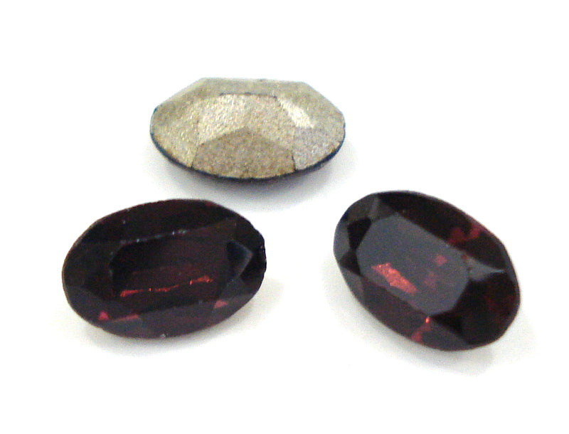 6x4mm (4120) Burgundy Oval