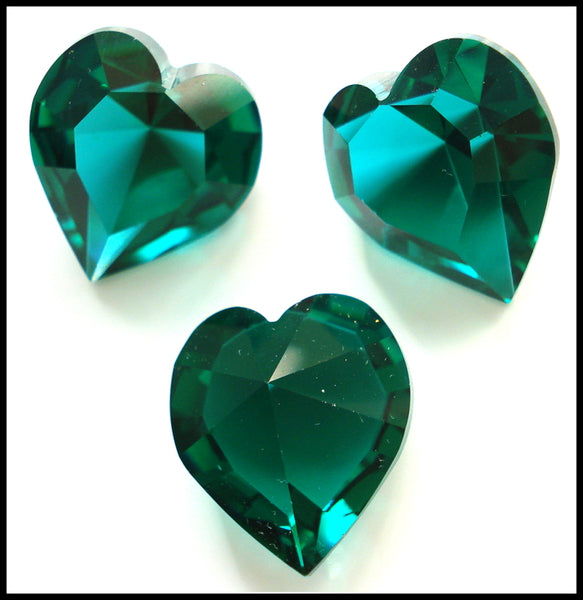 18.7x17mm (4800) Emerald Unfoiled Heart Shape