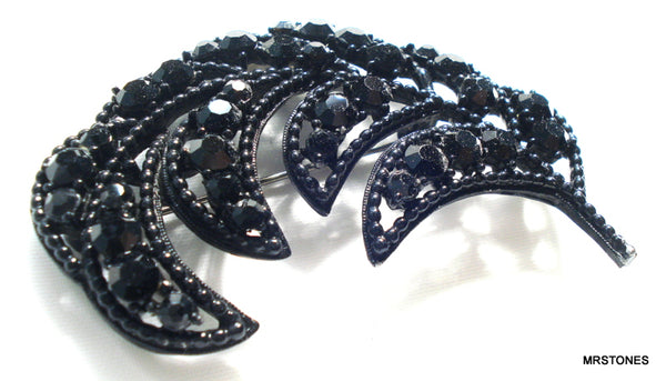 Weiss Brooch Black Japanned Jet Rhinestones