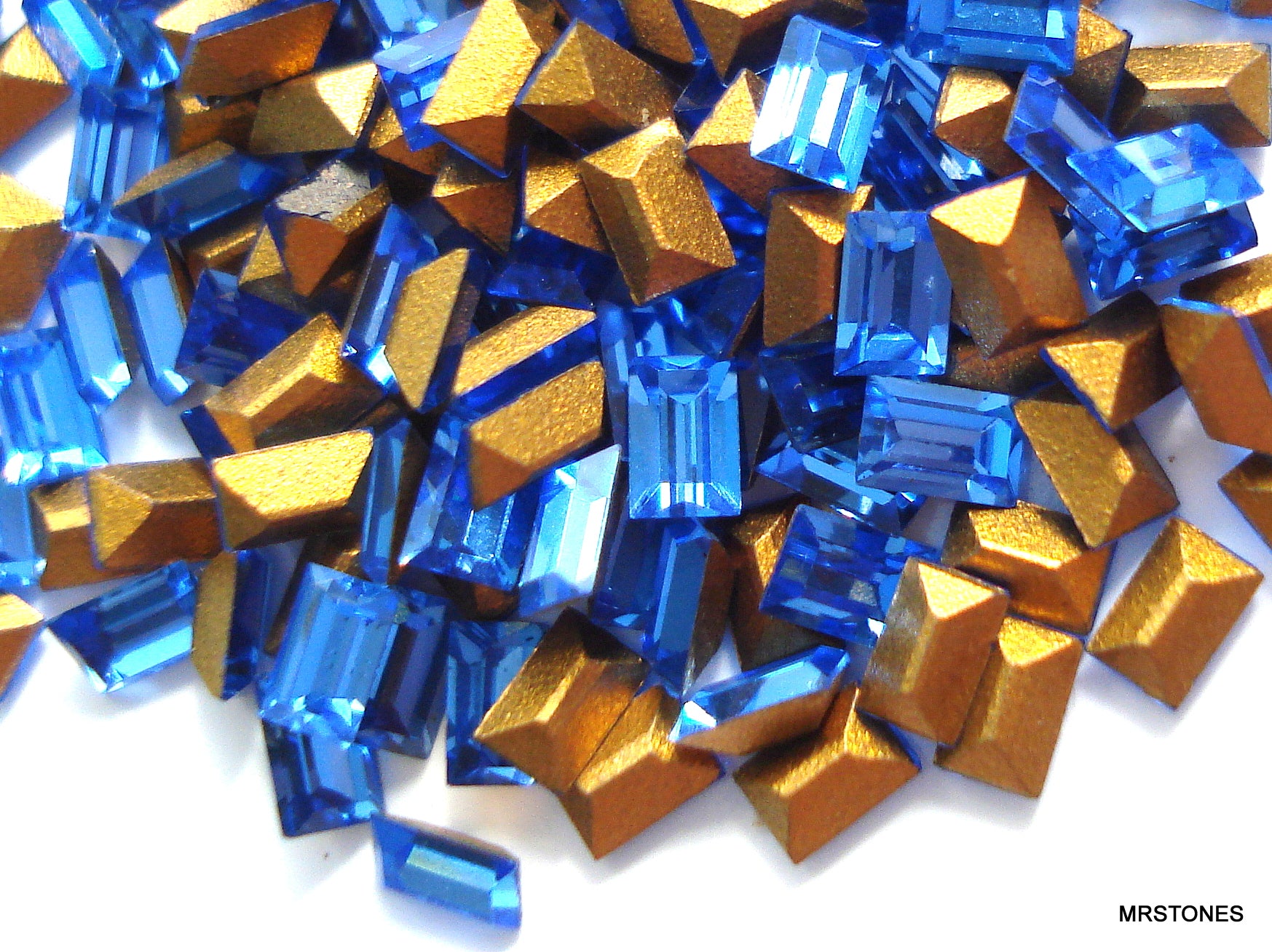 3x2mm (4500) Sapphire Blue Baguette