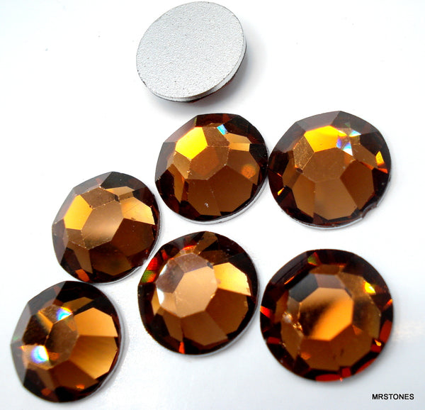 10.5-10.9mm (2000) (47ss) Smoked Topaz Round Flat Back